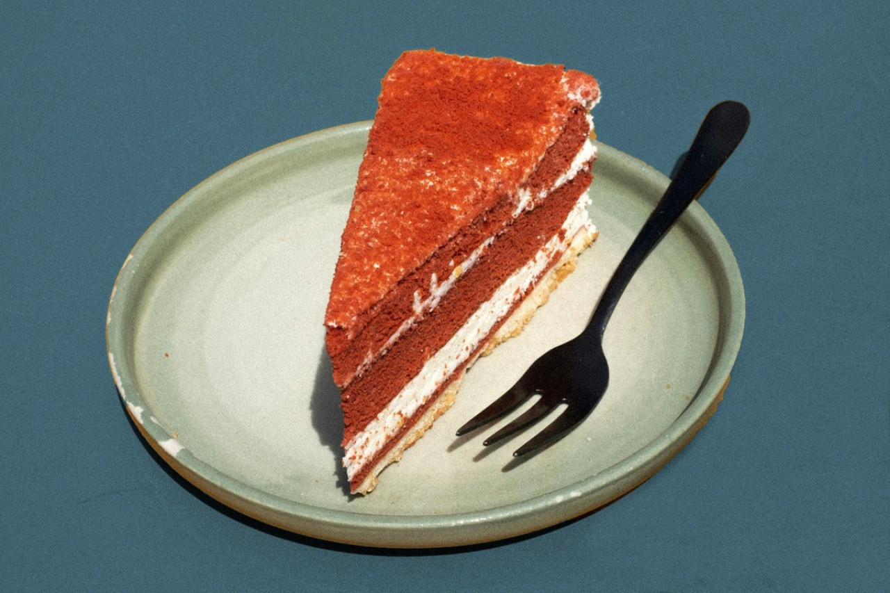 El postre húmedo de café con dulce de leche. Foto: Unsplash.