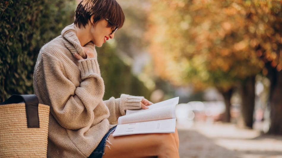 Qué libro debería leer cada signo del zodíaco. Foto Freepik