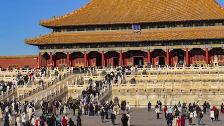 No es la Gran Muralla China: la imponente construcción más visitada del planeta que supera por lejos a la Torre Eiffel