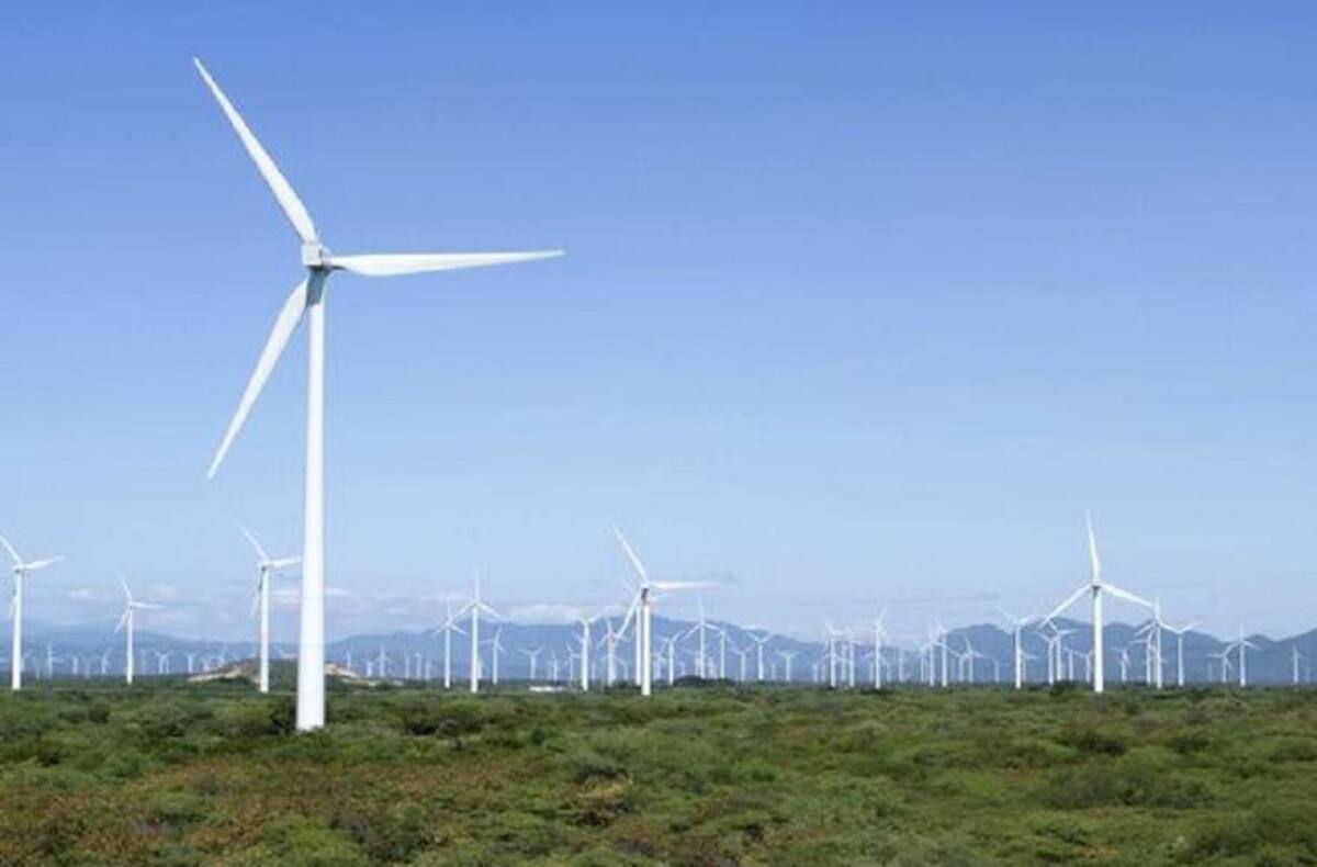 Energía solar y eólica. EFE