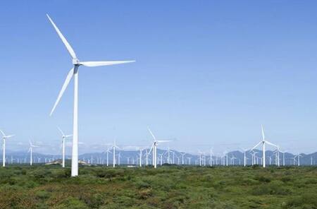 Energía solar y eólica. EFE