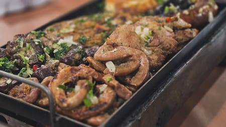 Menú libre en El Ferroviario. Foto INSTAGRAM @elferroviariook