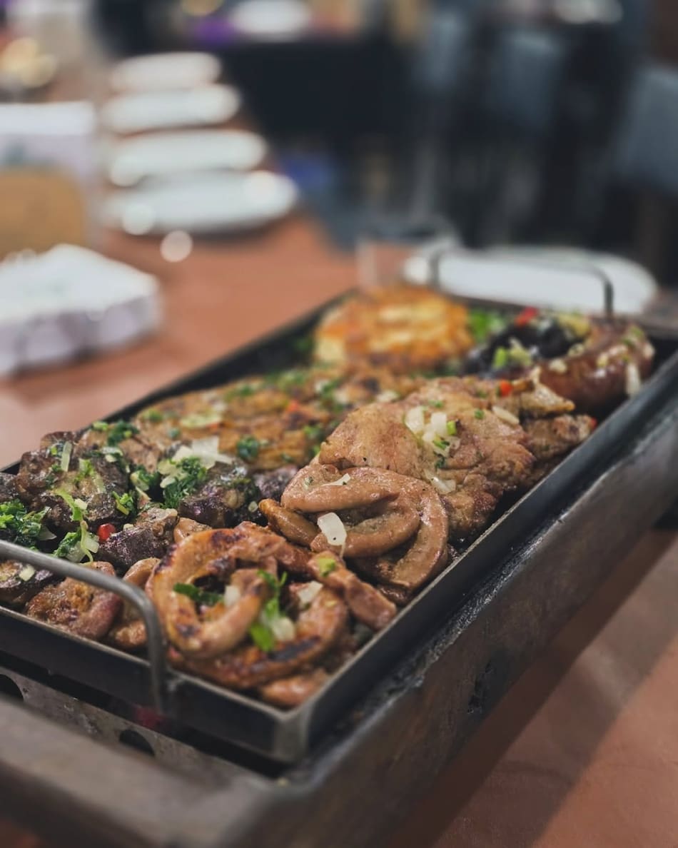 Menú libre en El Ferroviario. Foto INSTAGRAM @elferroviariook