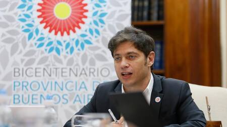 Kicillof se reunió con especialistas e intendentes para analizar la situación epidemiológica y la próxima fase, NA