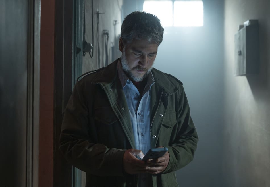 Leo Mercer (Alberto Ammann) en "Atrapados". Foto: Netflix