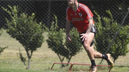Bruno Zuculini - River Plate - NA