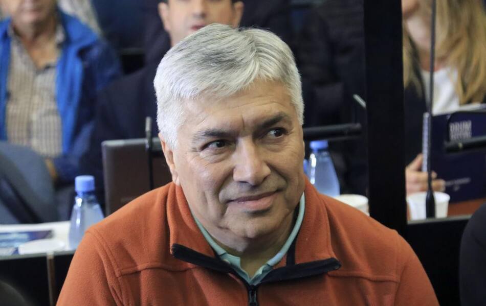 El empresario Lázaro Báez pidió hoy suspender el juicio por irregularidades en la obra pública, NA