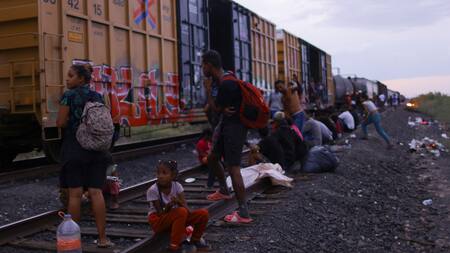 Los migrantes varados en México a varios kilómetros de EE.UU. Foto: Reuters.