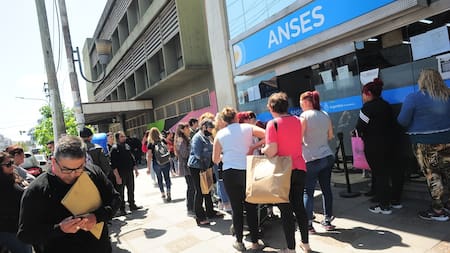 Aumento del salario mínimo: qué pasará con la Prestación por Desempleo de ANSES tras la suba