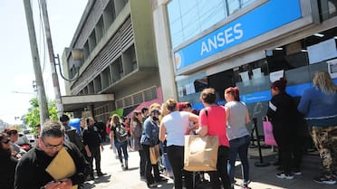ANSES reactiva un beneficio muy esperado: el listado completo de quienes podrán cobrarlo