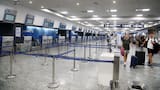 Aeroparque colapsado en pleno inicio de las vacaciones: más de 90 vuelos demorados y cancelaciones
