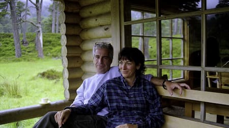 Jeffrey Epstein y Ghislaine Maxwell. Foto: Reuters.