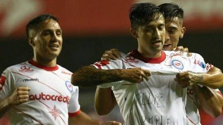 Argentinos Jrs. vs. Olimpo, Leonardo Pisculichi, Superliga, fútbol, deportes (Twitter)