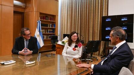 Silvina Batakis reunida con Pesce y Scioli. Foto: NA.
