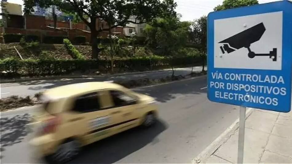 Multas de tránsito en la provincia de Buenos Aires. Foto: NA.