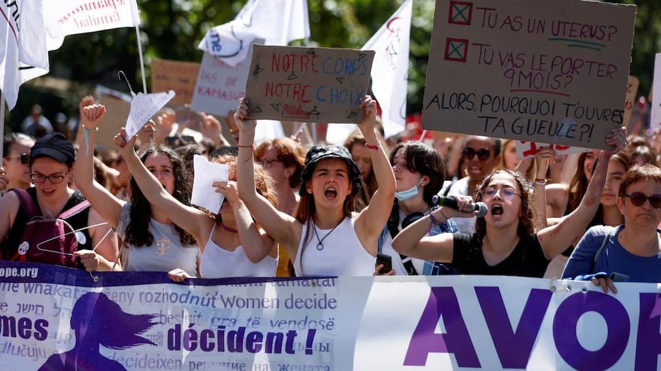 Protesta a favor del aborto en Francia_Reuters