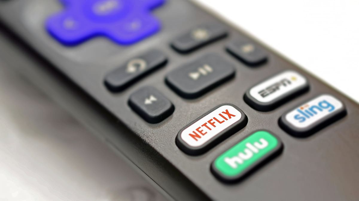 Control remoto con plataformas de streaming. Foto cedida.