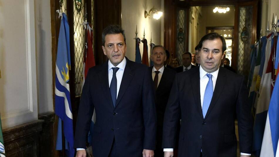 Massa con presidente de Cámara de Diputados de Brasil, NA