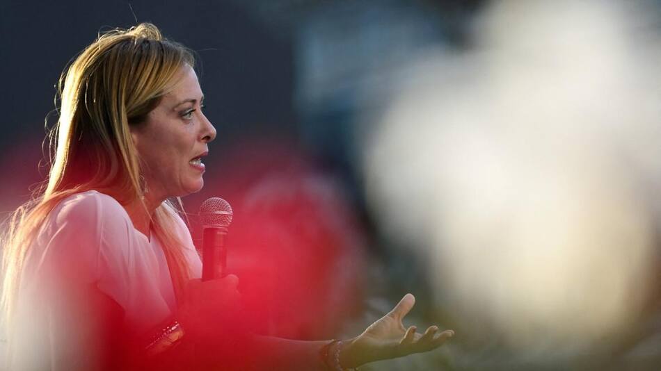 Giorgia Meloni, Italia, Reuters