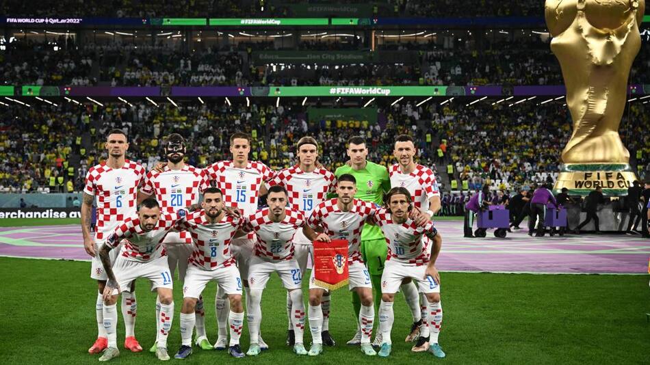 El XI de Croacia ante Brasil; Qatar 2022. Foto: Reuters.