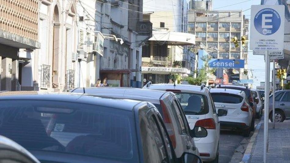 CABA implementa un cambio clave: estacionamiento a 45° en Avenida Belgrano.