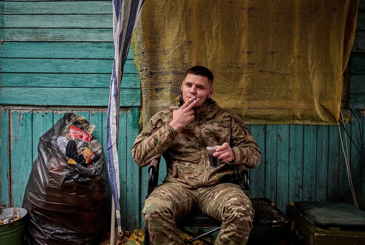 Soldado ucraniano en la guerra contra Rusia. Foto: Reuters