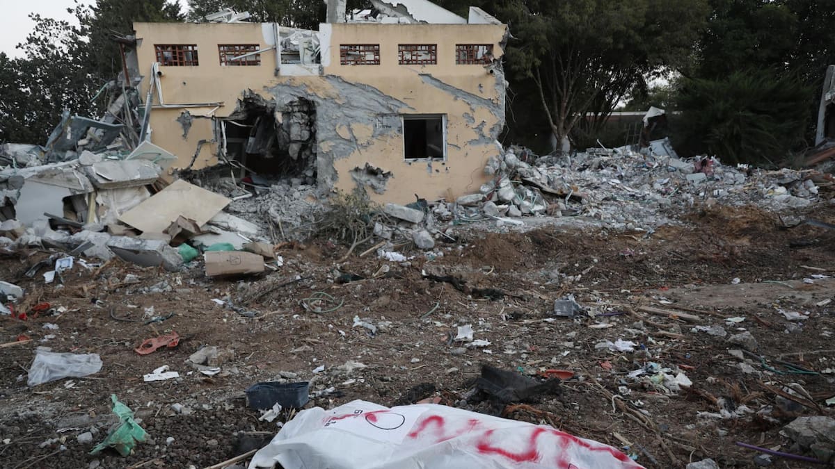 El kibutz de Beeri tras el ataque de Hamas a Israel. Foto: EFE.