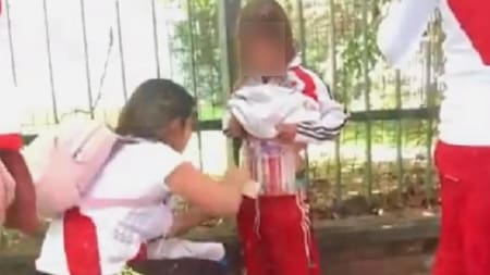 Mujer puso bengalas en cuerpo de una nena antes de la Superfinal por Copa Libertadores