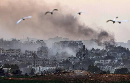 Bombardeos en Gaza. Foto: EFE.