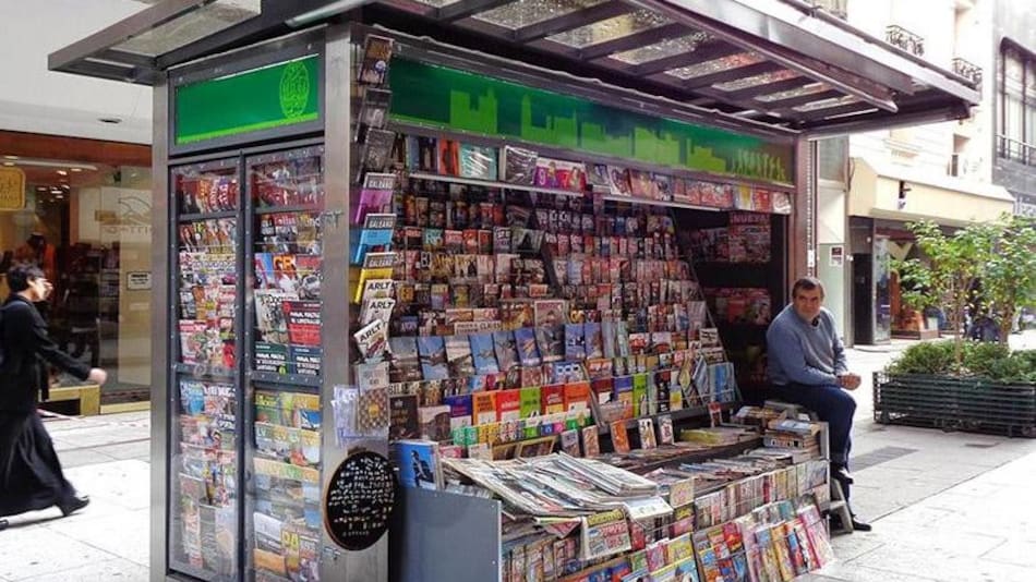 Puesto de diarios y revistas