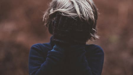 Abuso infantil. Foto: Unsplash.