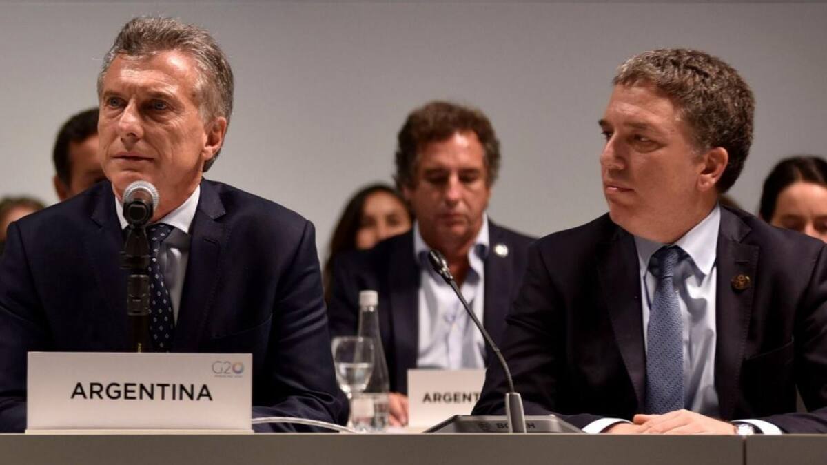 Macri - Dujovne