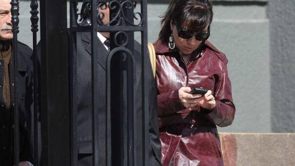 Piden apartar a la hija de Alicia Kirchner de su cargo en Santa Cruz