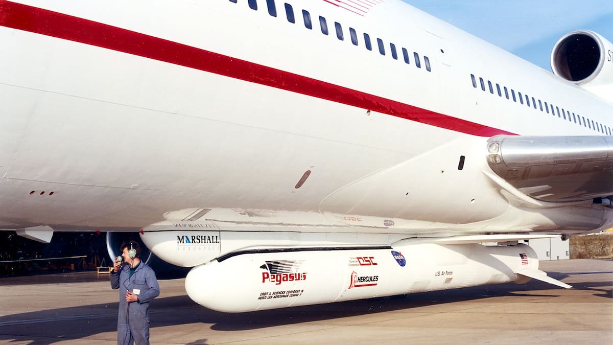 Misión histórica: la NASA recurrirá a un avión reliquia de 1974 para evitar que un telescopio espacial caiga a la Tierra