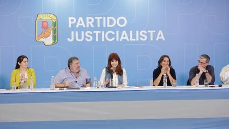 Cristina Kirchner en la reunión del PJ.