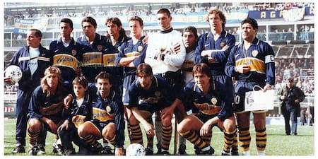 Roberto Abbondanzieri y Diego Maradona en el mismo Boca. Foto: X.