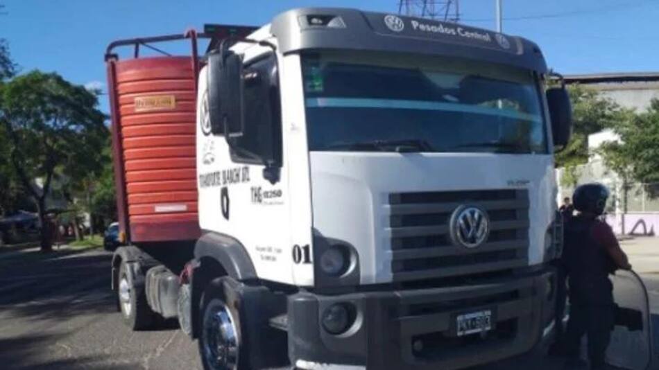 Mataderos, nene de 5 años volvía del jardín en bicicleta y murió atropellado por camión, vecinos piden controles viales