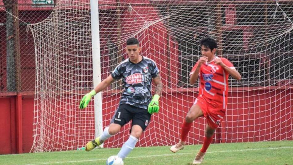 Eduardo Flores, arquero de Guaraní Antonio Franco. Foto: NA.