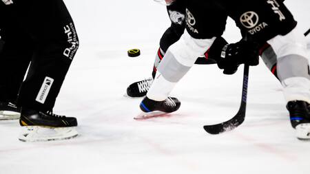 Detuvieron en Polonia a un jugador ruso de hockey sobre hielo acusado de espionaje. Foto: Unsplash.