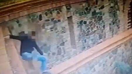 Así cayó el turista brasileño en una bodega en Mendoza