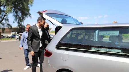 Inhumación de los restos de Gustavo Martínez en Chacarita