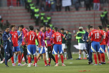 Chile quedó afuera del Mundial por tercera vez consecutiva. Foto: EFE (Esteban Biba)