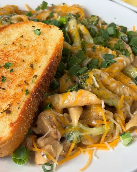 Algunos de los platos de S2 Grills. Foto: Instagram s2grills_chicago.