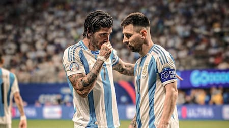 Rodrigo De Paul y Lionel Messi. Foto Instagram.