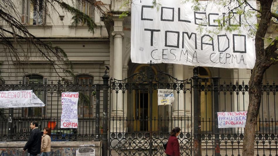Colegio Mariano Acosta, toma de alumnos, NA