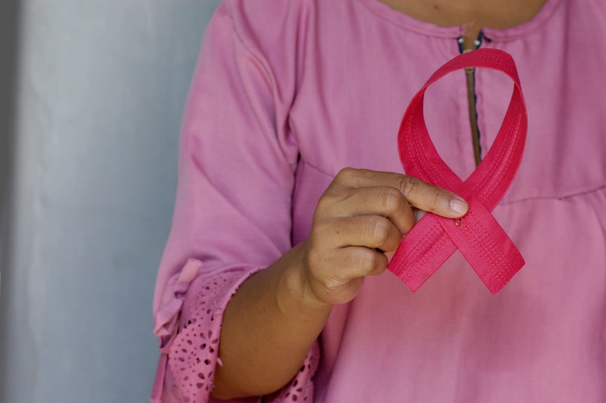 Cáncer de mama. Foto: Unsplash.