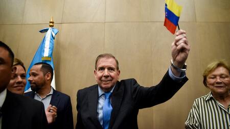 Edmundo González Urrutia en Guatemala. Foto: REUTERS.