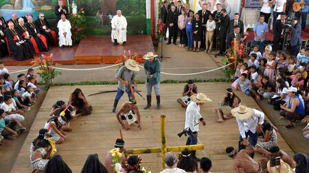 Papa Francisco en Perú con pueblos indígenas -REUTERS-