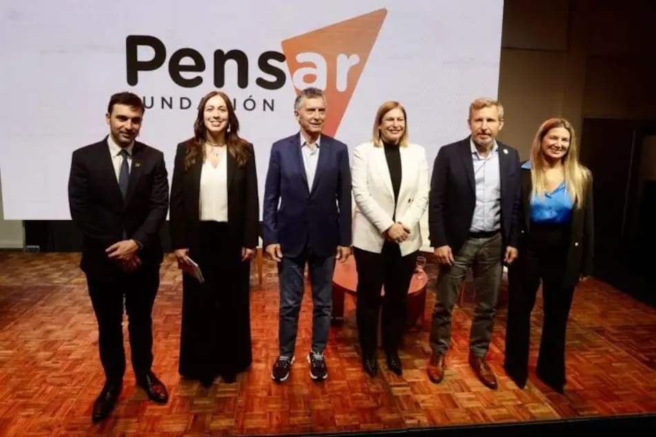 Mauricio Macri y María Eugenia Vidal en Fundación Pensar del PRO