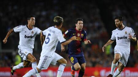 Messi y Xabi Alonso - Barcelona vs. Real Madrid